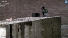 Still0204_00050